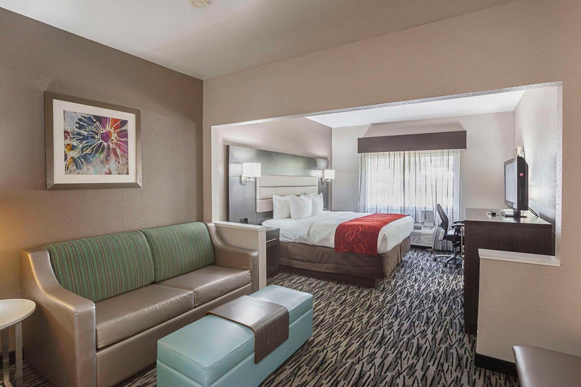 Comfort Suites Льюисвилл Экстерьер фото