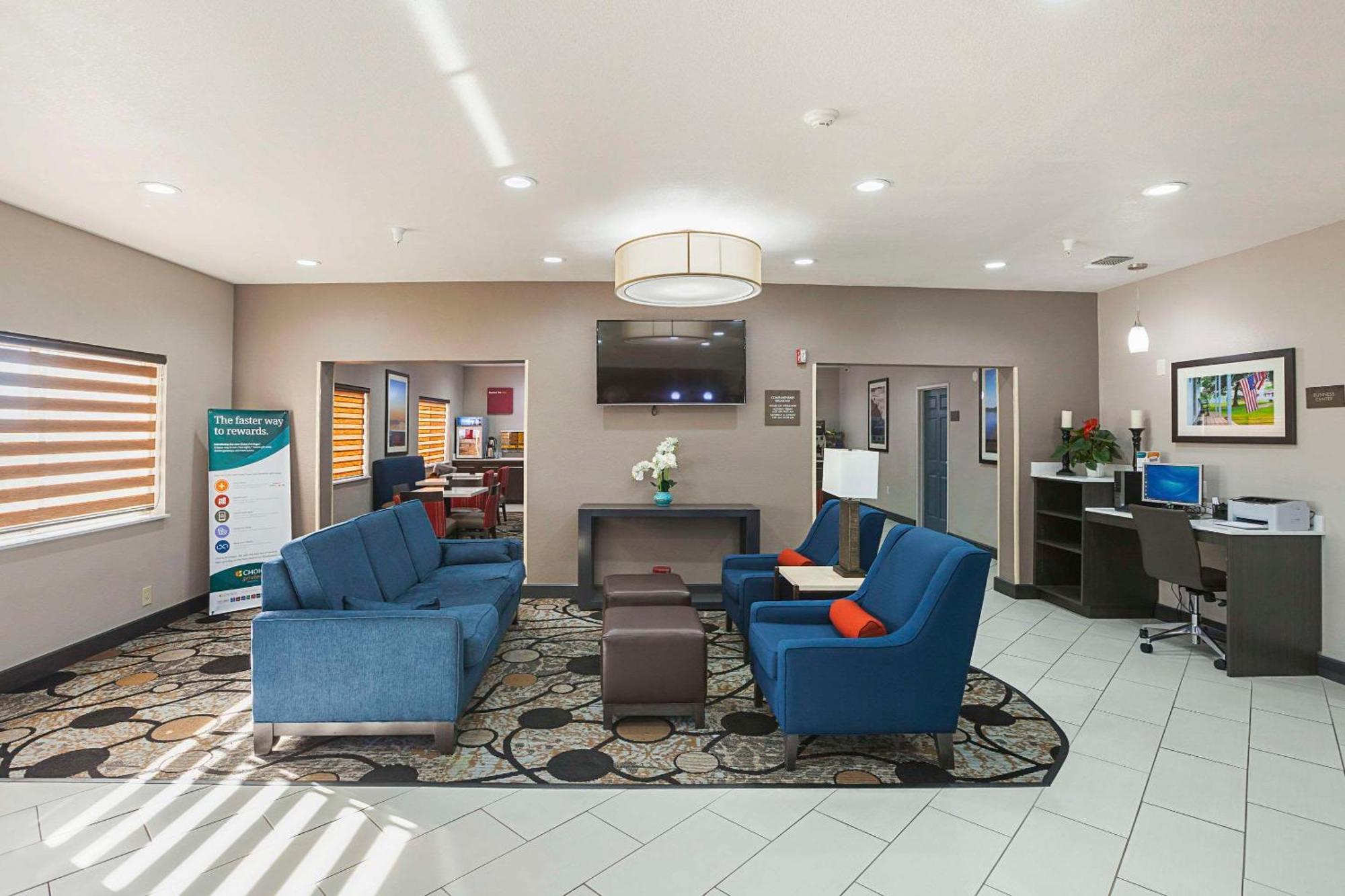 Comfort Suites Льюисвилл Экстерьер фото